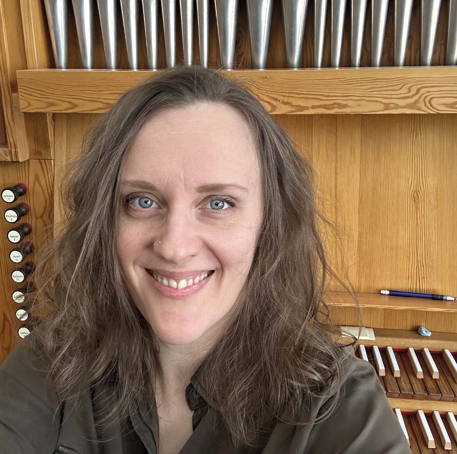 Featured image for “🔒 ”Pääsiäisenä saa soittaa ja laulaa palkeet auki!””