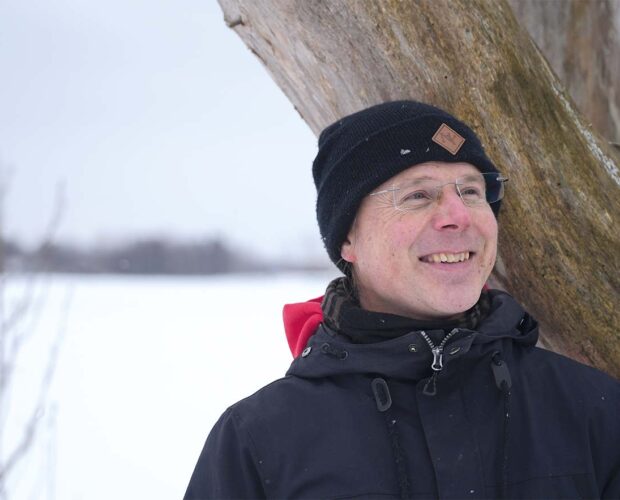 Featured image for “🔒 ”Odotin alakoululaisena, että pääsen kotiin lukemaan””